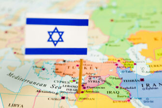Etkö tiedä, mitä pitäisi ajatella Israelista? Kolme asiantuntijaa kertoo