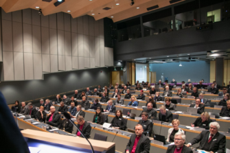 Kirkolliskokous kokoontuu toimikautensa viimeiseen istuntoon – uudet kirkolliskokousedustajat valitaan helmikuussa 2024