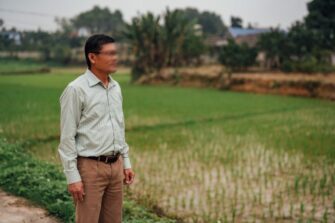 Šamaanista kristityksi: vietnamilainen Philemon sai kutsun lukutaitokouluttajaksi