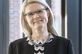 Johtamisen ongelmat heikentävät kirkon mainetta työnantajana