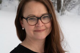 Tampereen Uudessa Versossa toimii Onks pakko? -pyhäkoulu 10–14-vuotiaille ja omat ryhmät myös monille nuoremmille