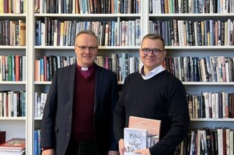 Pääministeri Orpo arkkipiispalle: “Meidän pitäisi oppia keskustelemaan ja ymmärtämään, se on ollut meidän kansamme vahvuus”