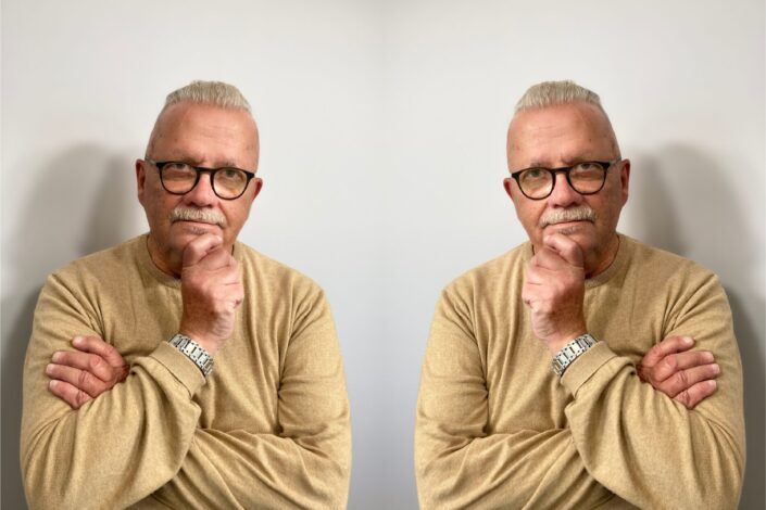 Markku Koivisto ja hänen peilikuvansa