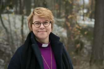 Piispojen esitys kahdesta rinnakkaisesta avioliittokäsityksestä kyselytunnin keskiössä