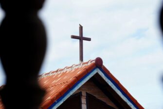 Pastoreita pidätetty Laosissa uuden kirkon rakentamisesta