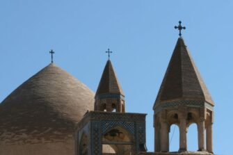 Kristinuskon leviäminen huolestuttaa Iranin hallitusta
