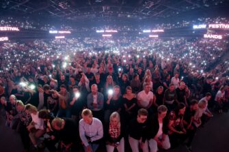 Gospelin kärkinimet muistavat elämäntyöstä tunnustuksen saanutta Tarvo Laaksoa kirkkokonsertissa