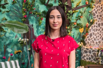 Iranilainen Ariana löysi television lastenohjelmista uskon