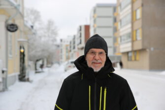 Koti-ikävä sai rovasti Pekka Heiskasen kirjoittamaan runoja – itselleen ja toisille