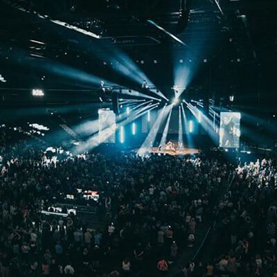 Glow Gospel Awards 2025 -palkinnot jaettiin Nokia Arenalla – katso palkinnon saajat