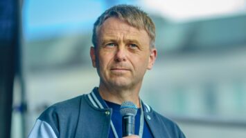 Tim Heaton.