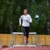 Pika-aituri Saara Keskitalo juoksee.
