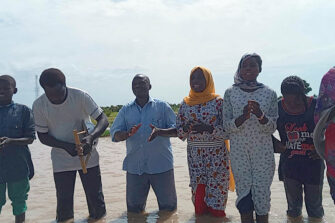 ”Jos radikaalit kristityt ja radikaalit muslimit riitelevät siitä, kuka on oikeassa ja kuka väärässä, syntyy konflikti”