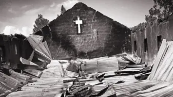 Poltetun kirkon rauniot Nigeriassa