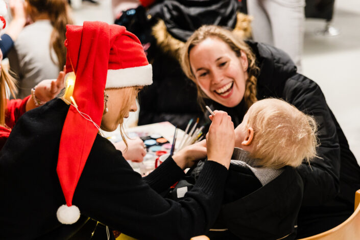 Jouluaikana lapset herkistävät monen mielet. Kuva: Jalmari Salovirta / Kirkon kuvapankki