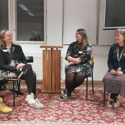 Kun koulu ahdistaa – vanhempien vertaistukipäivää seurasi tiivis keskustelu sosiaalisessa mediassa