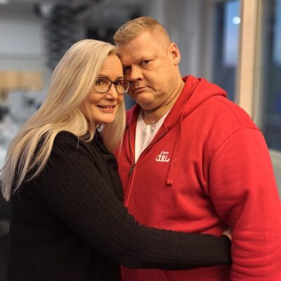Lauri ja Mia Johansson kutsuvat nuoria todelliseen vapauteen