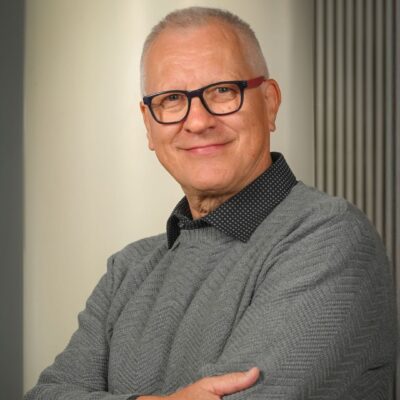 Ilkka Puhakka on väsymätön toivon julistaja