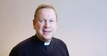 Kuvassa on pastori Jari Rankinen. Kuva: Martti Pyykönen / Sley